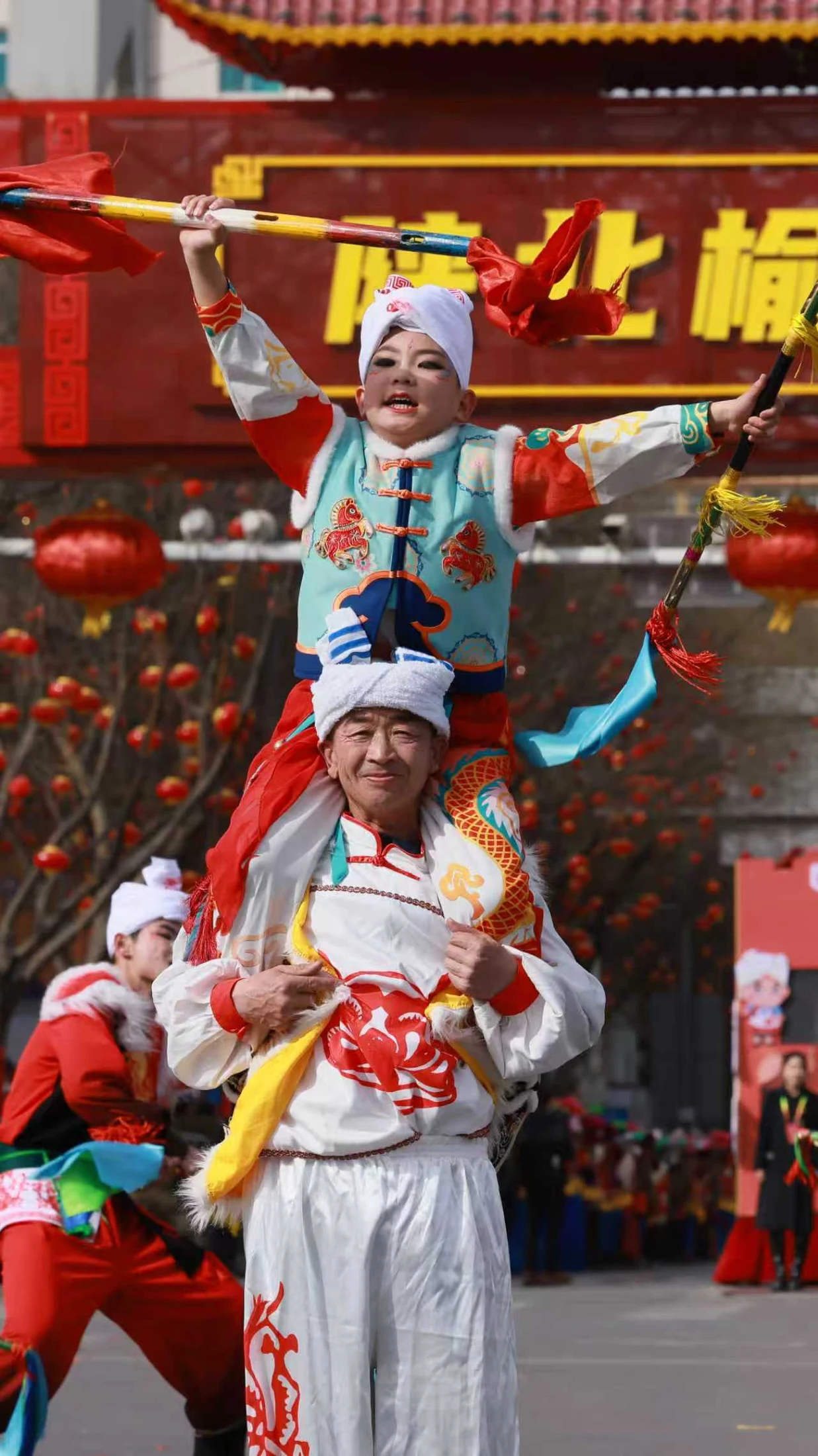 儿童民俗表演